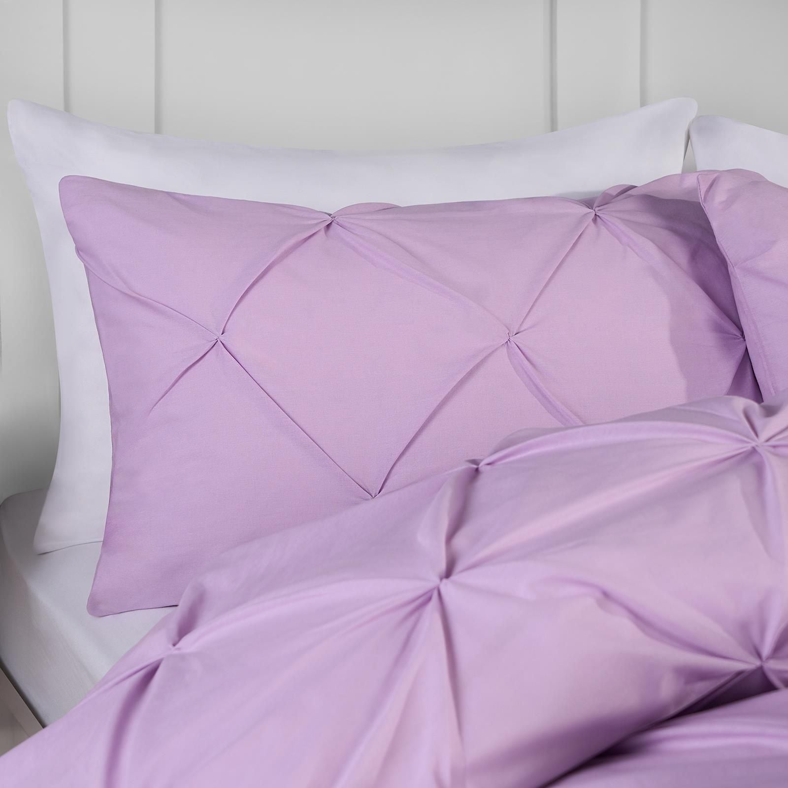 OHS Diamond Pintuck Duvet Cover with Pillowcase image 2