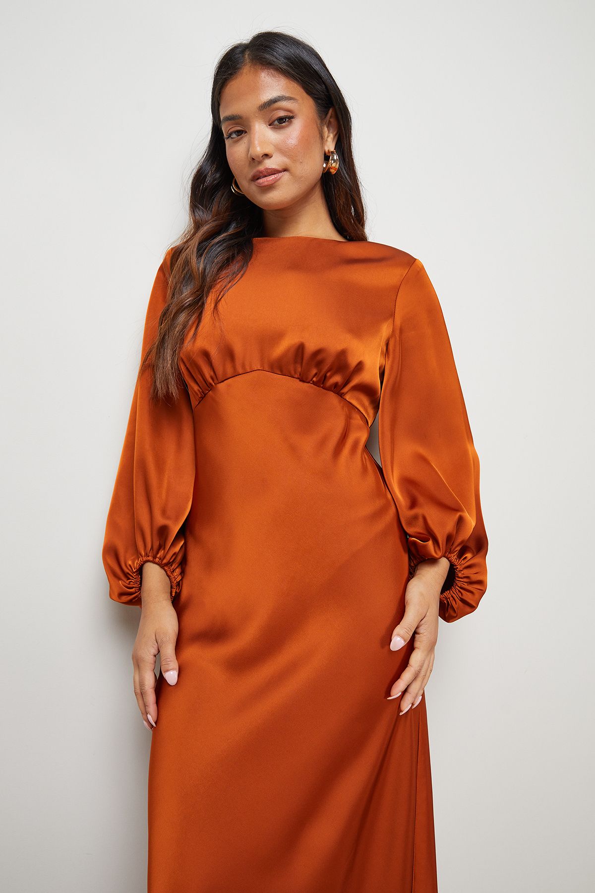 Oasis Petite Satin Boho Sleeve Crew Neck Bias Midi Dress Ginger image 2