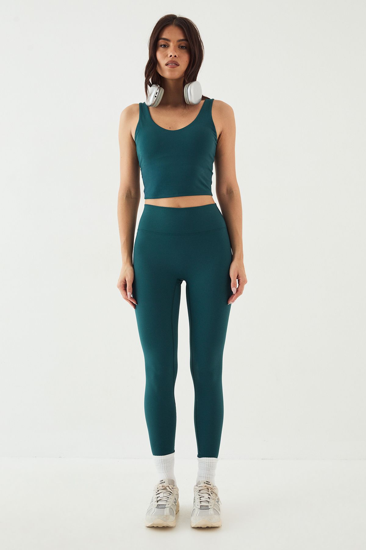 DSGN Studio DSGN Studio Ultra Sculpt Longline Plunge Sports Bra Pine image 5