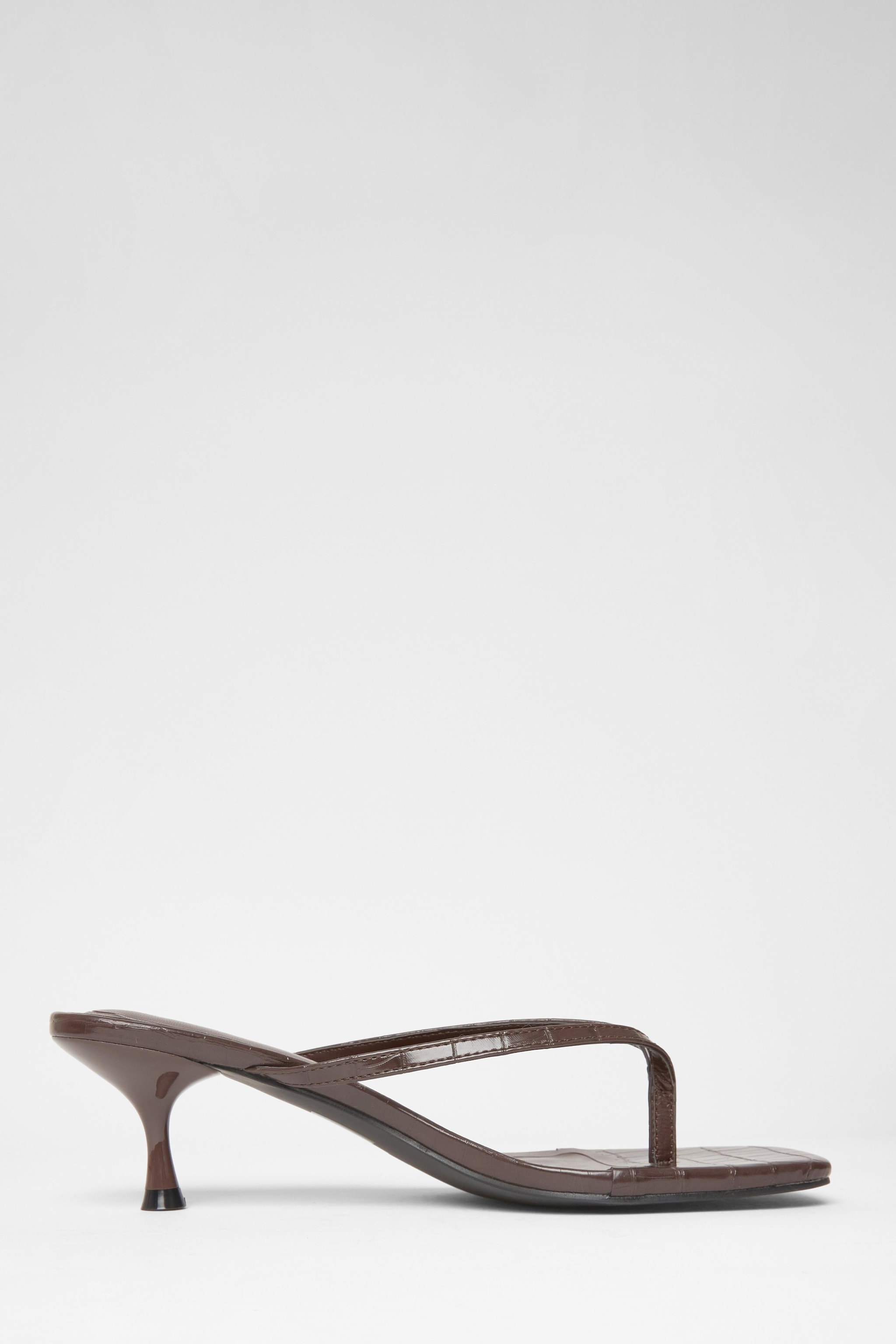 Quiz Brown Wide Fit Croc Toe Post Heels image 5
