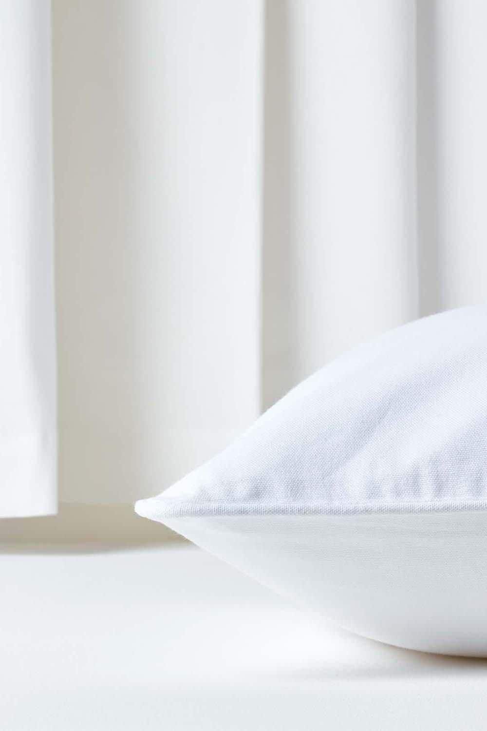 Homescapes Cotton Plain Cushion Cover image 5