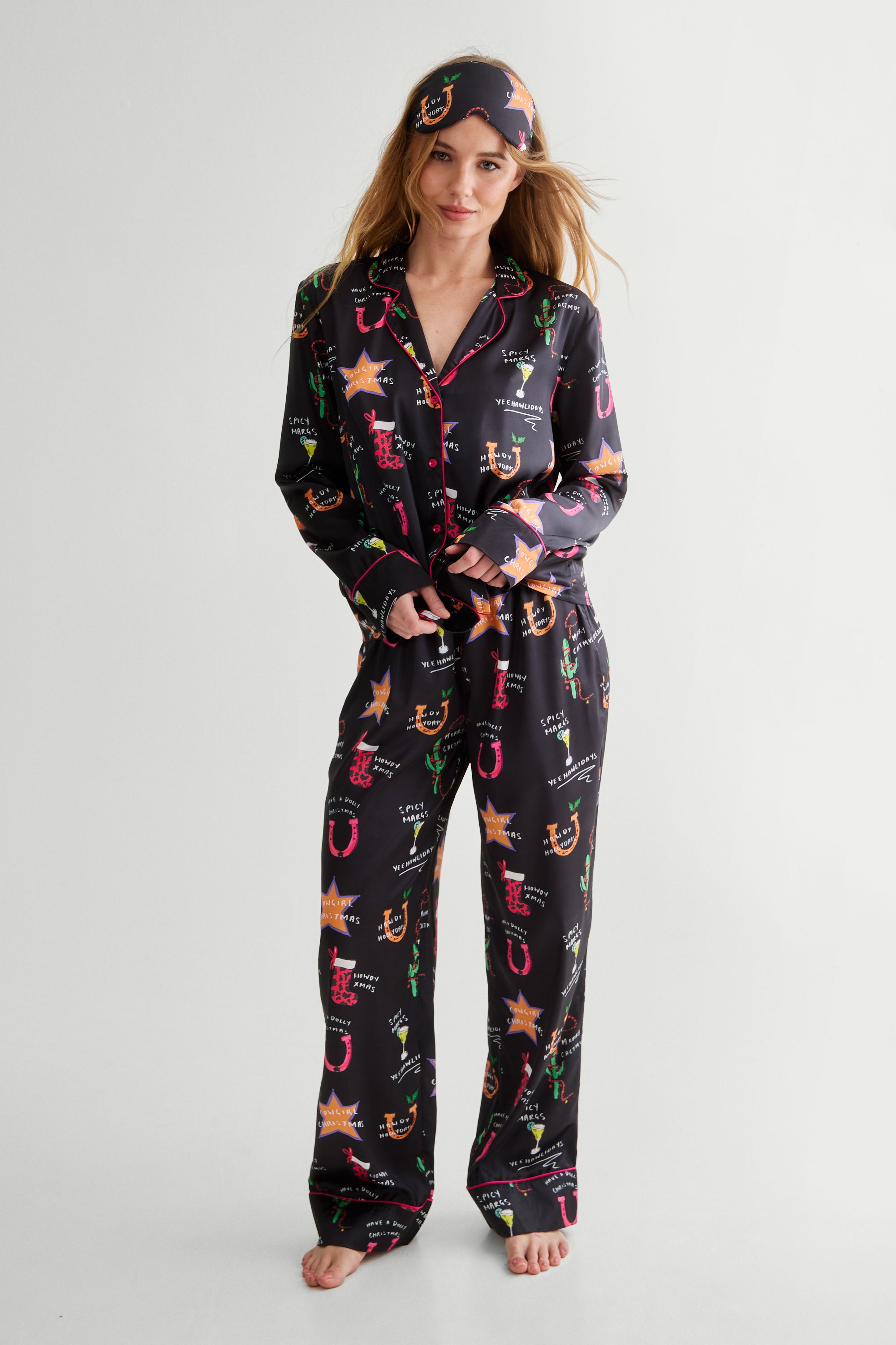 NastyGal Western Conversational Holiday 6PC Pajama Set Black image 2