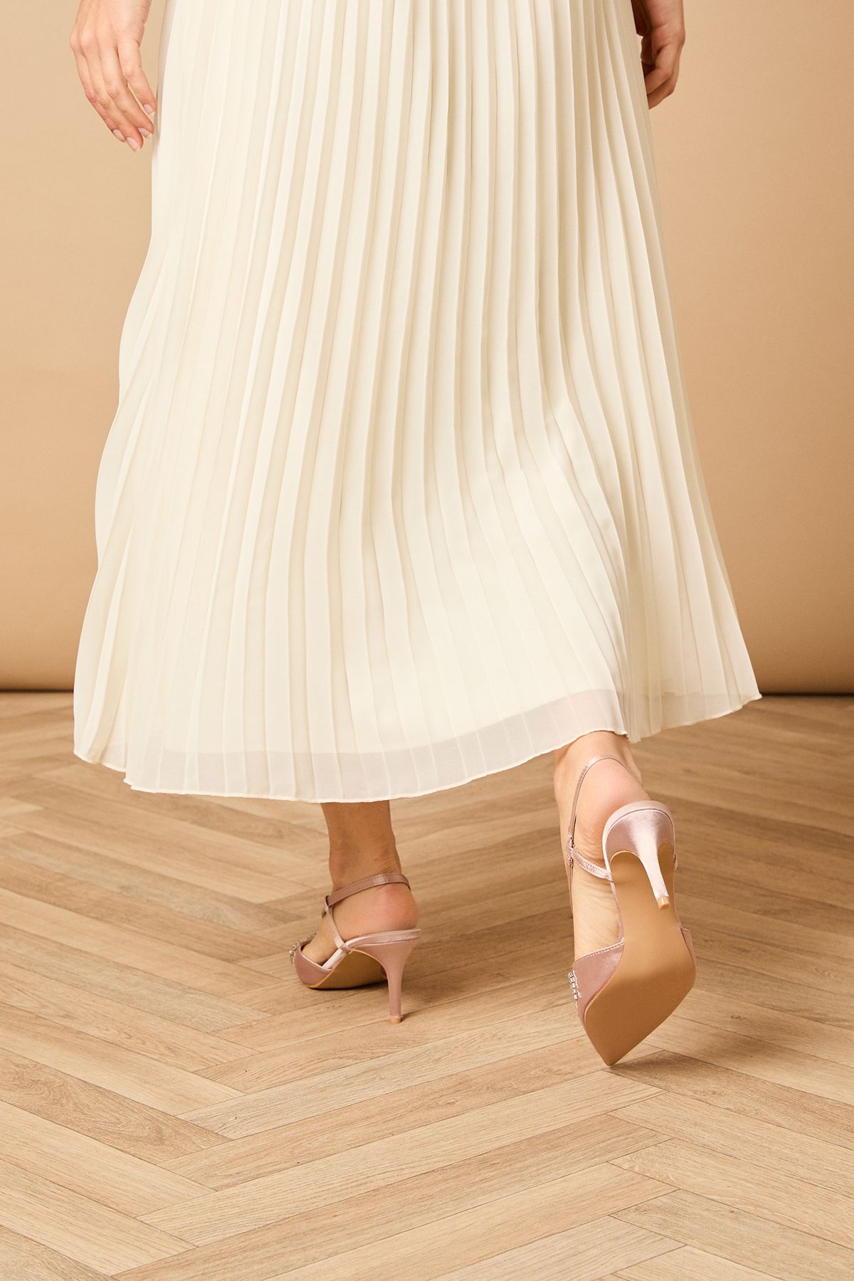 Oasis Monica Satin Diamante Slingback High Stiletto Heel Court Shoes Blush image 4