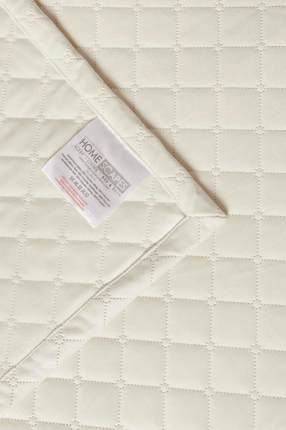 Homescapes Diamond Quilted Velvet Throw image 5