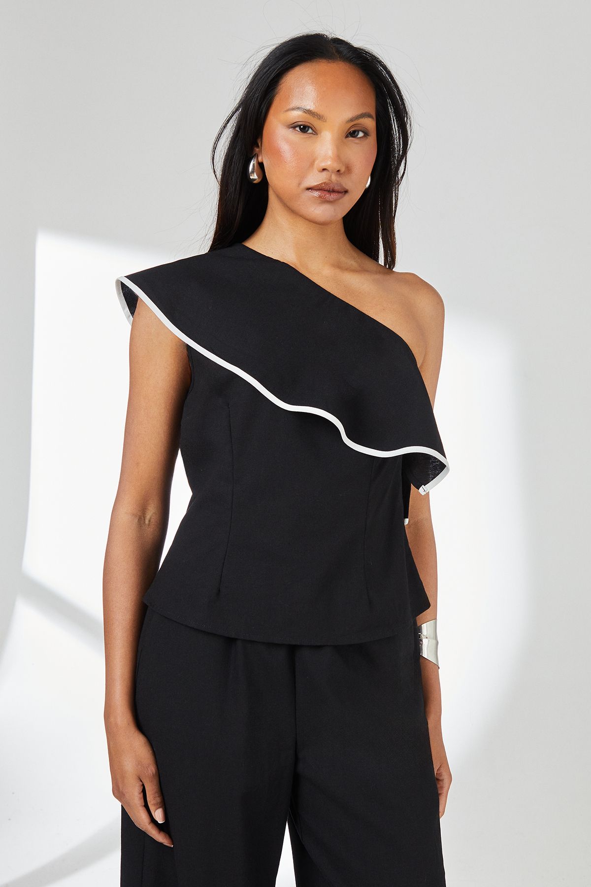 Principles Black Contrast Detail One Shoulder Frill Linen Top Black image 1