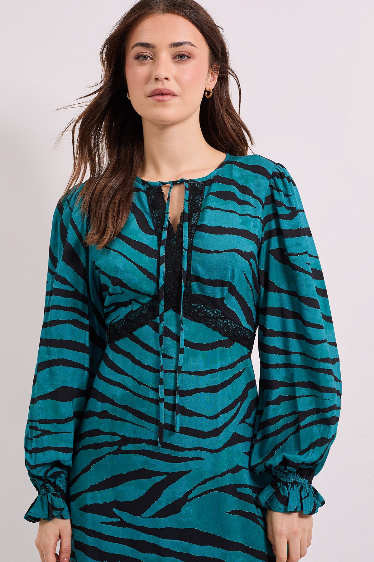 Dorothy Perkins Teal Zebra Lace Detail Tie Neck Printed Midi Dress Teal image 4