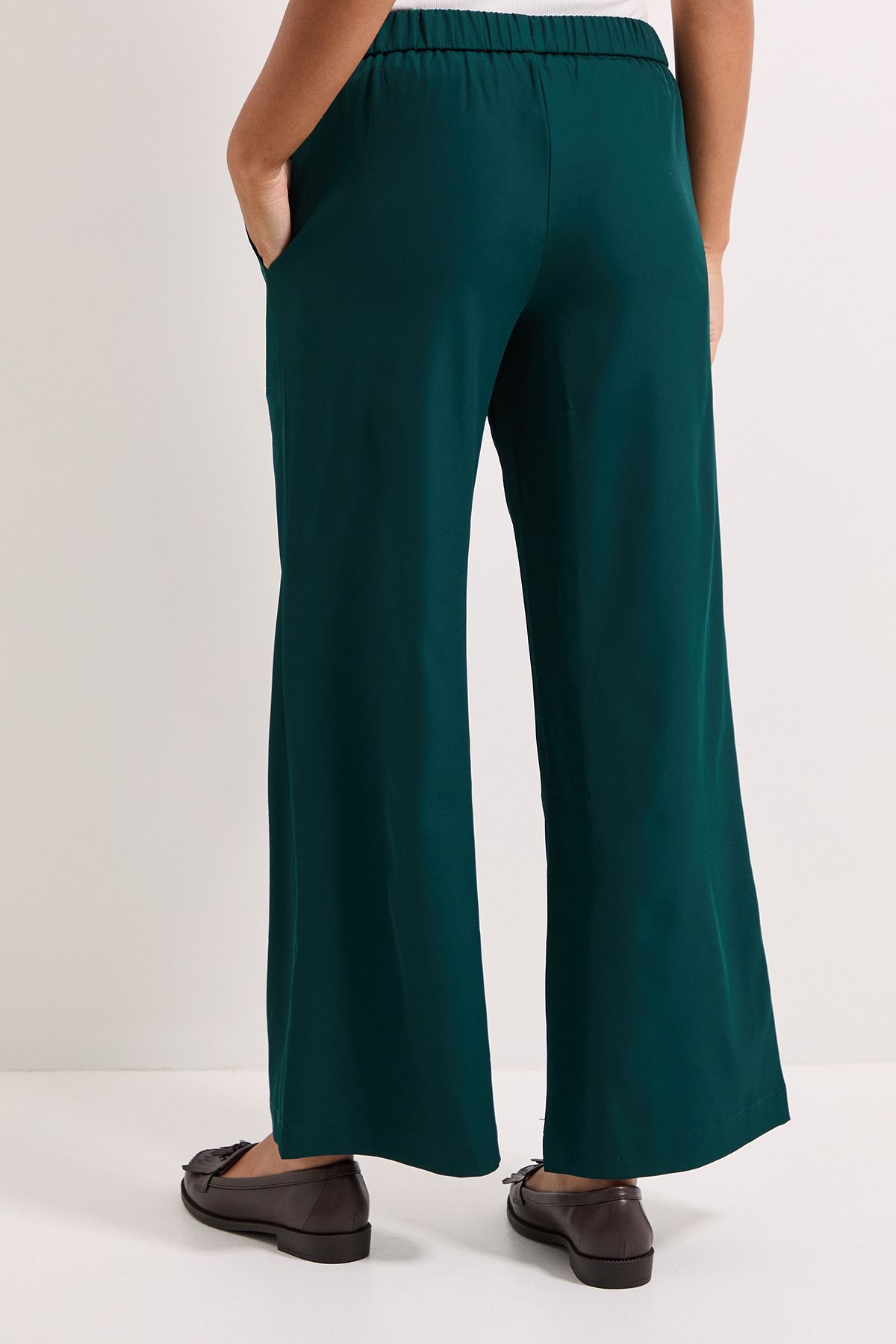 Dorothy Perkins Elasticated Waist Straight Leg Trouser Green image 4