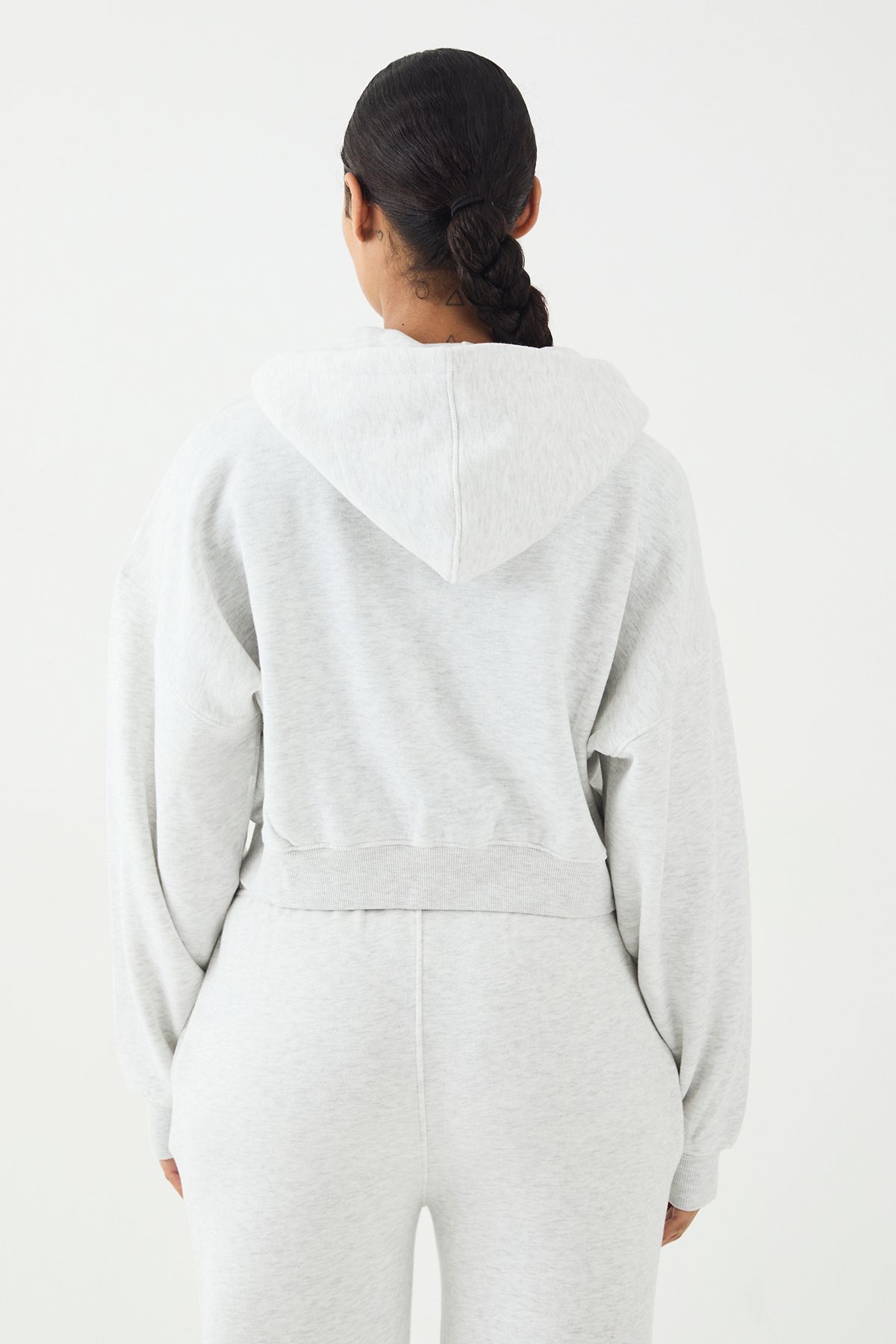 DSGN Studio DSGN Studio Contrast Script Boxy Crop Zip Through Hoodie Ash Grey image 2