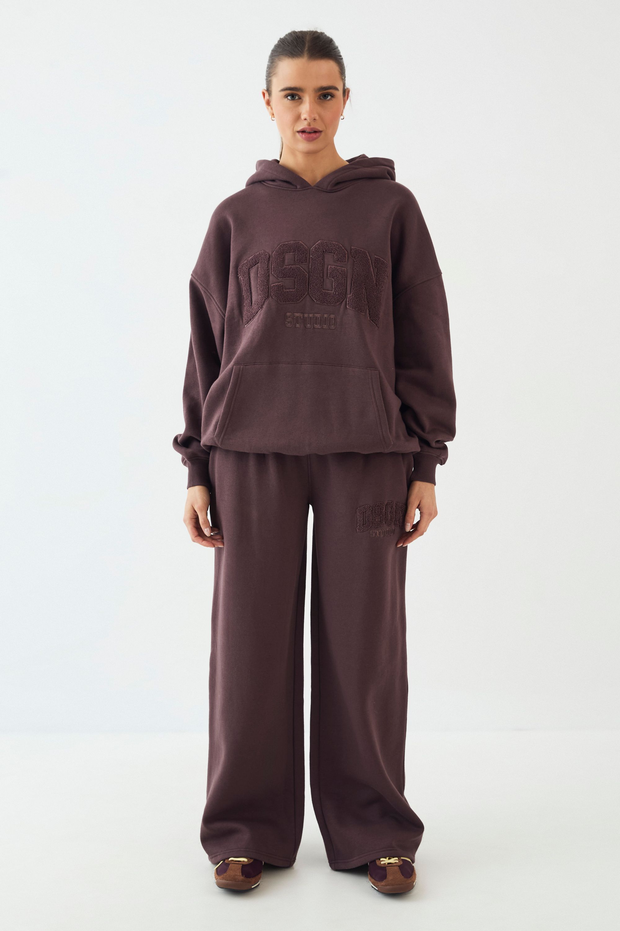 DSGN Studio DSGN Studio Towelling Applique Oversized Hoodie Chocolate image 5