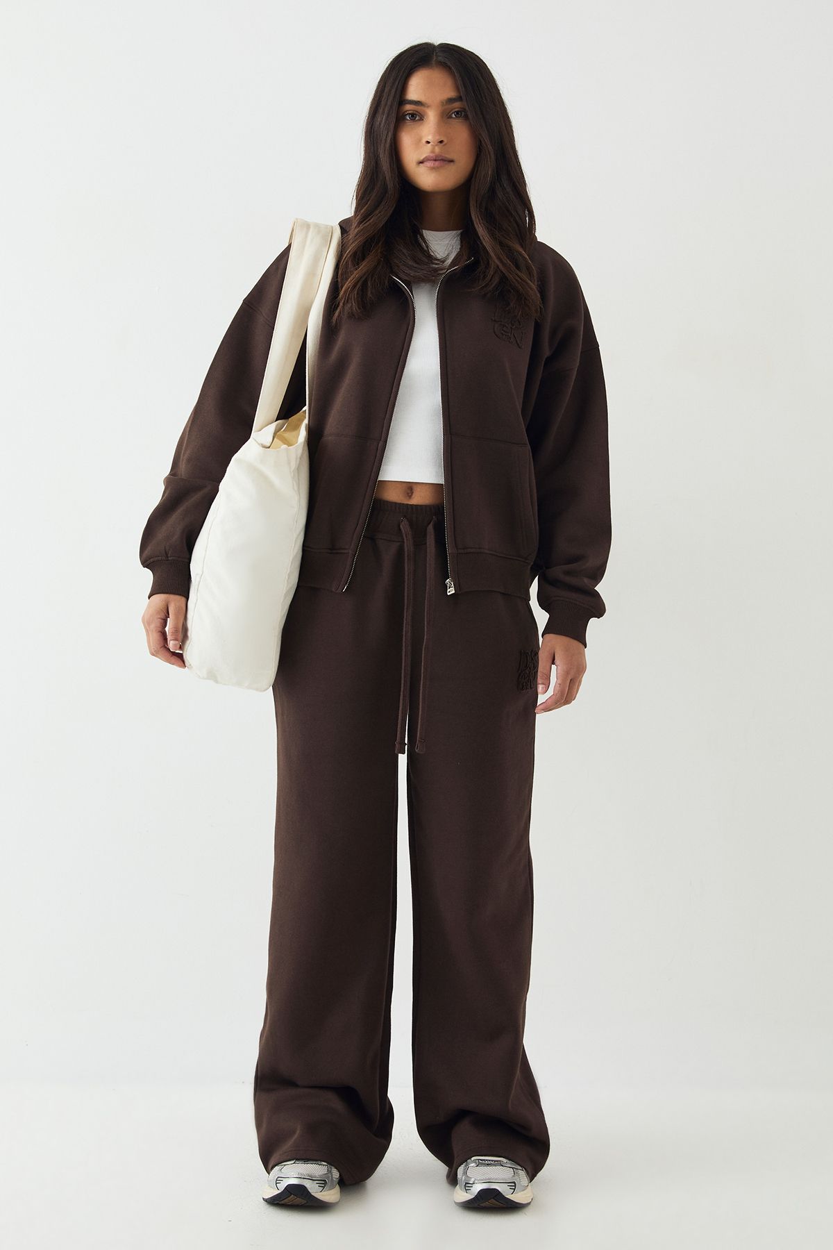 DSGN Studio DSGN Studio Self Fabric Applique Zip Through Hoodie Dark Chocolate image 5