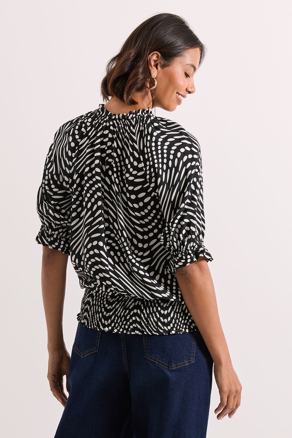 Dorothy Perkins Frill Neck Shirred Cuff Blouse Mono image 3