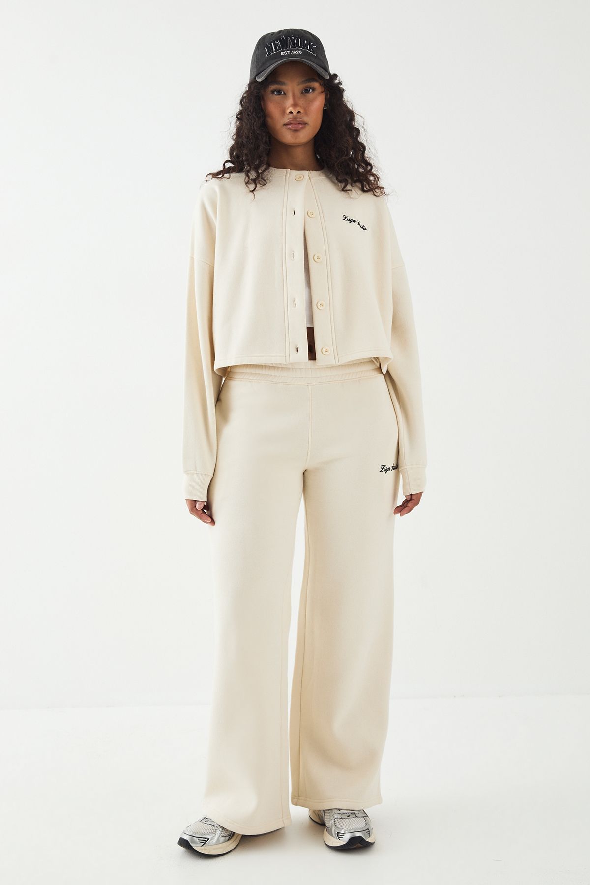 DSGN Studio DSGN Studio Button Through Sweatshirt Cream image 5