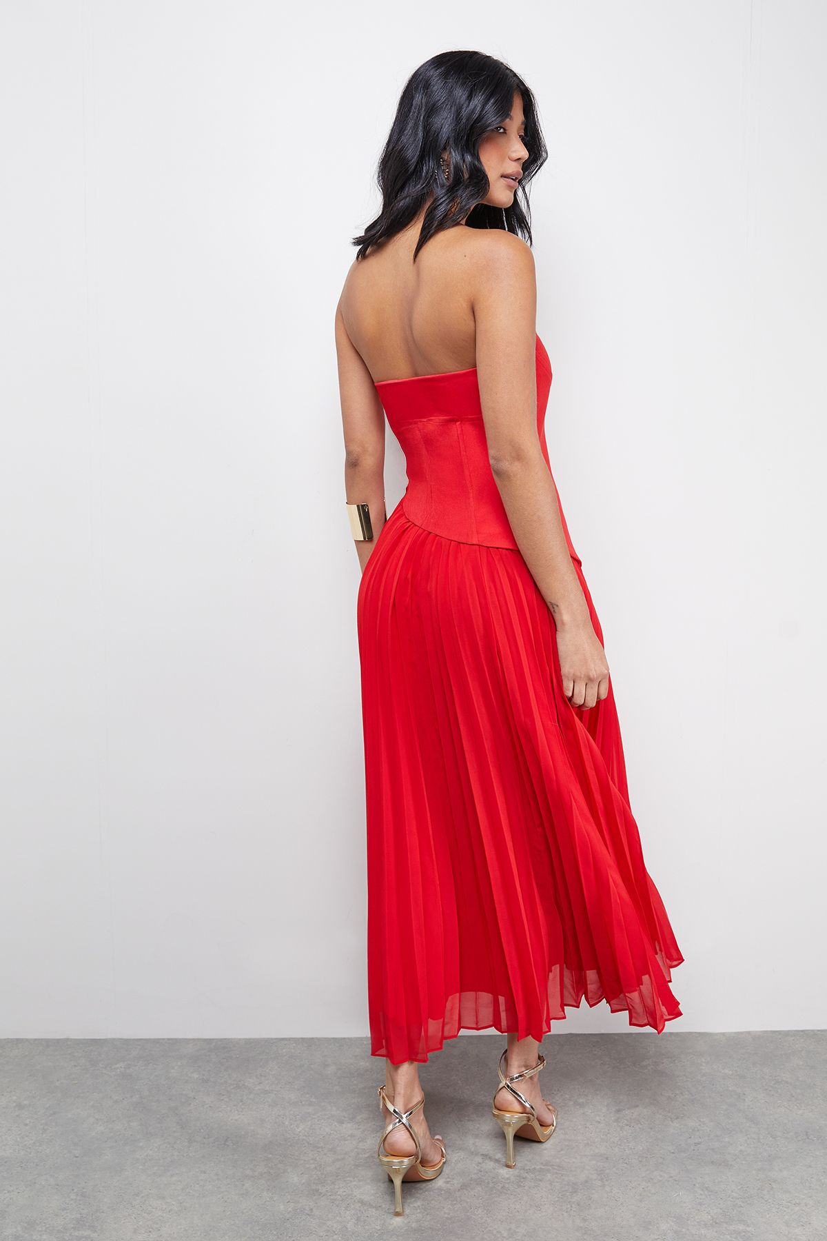 Warehouse Bandeau Bodice Pleated Chiffon Midi Dress Red image 3