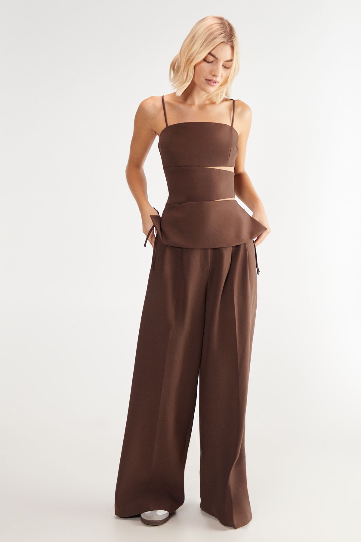 NastyGal Premium Tailored Cut Out Longline Top Choc Brown image 2