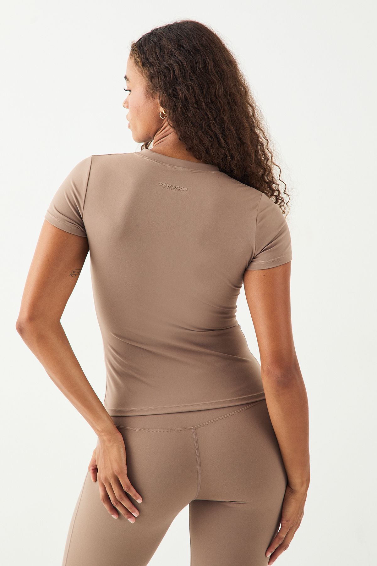 DSGN Studio DSGN Studio Ultra Sculpt Short Sleeve Top Taupe image 2