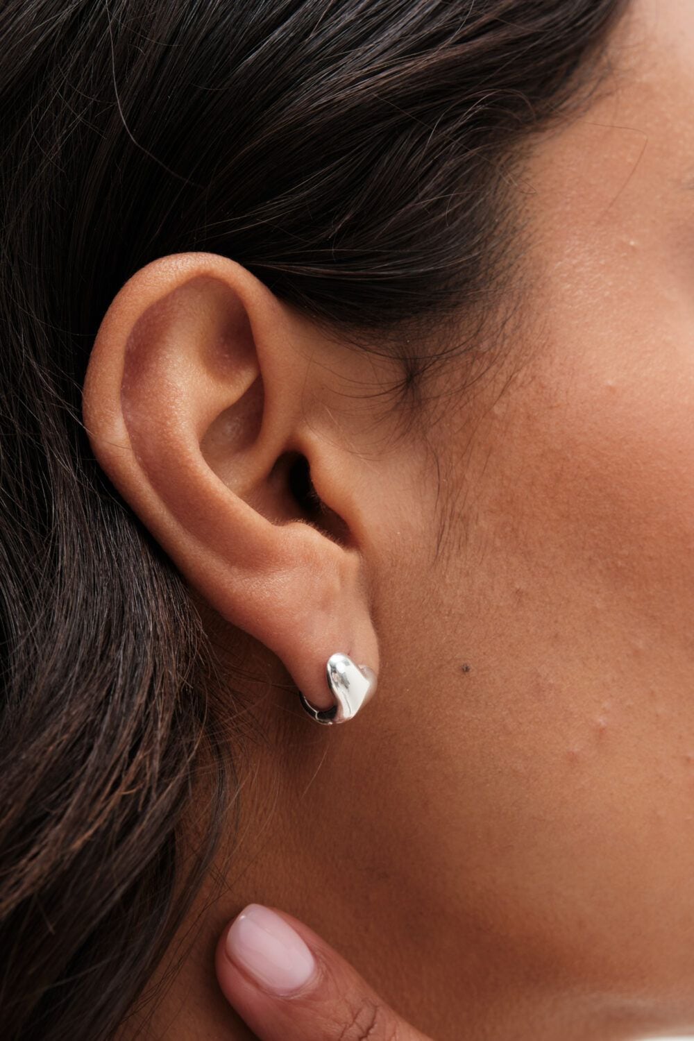 Simply Silver Sterling Silver 925 Polished Heart Huggie Hoop Earrings image 2