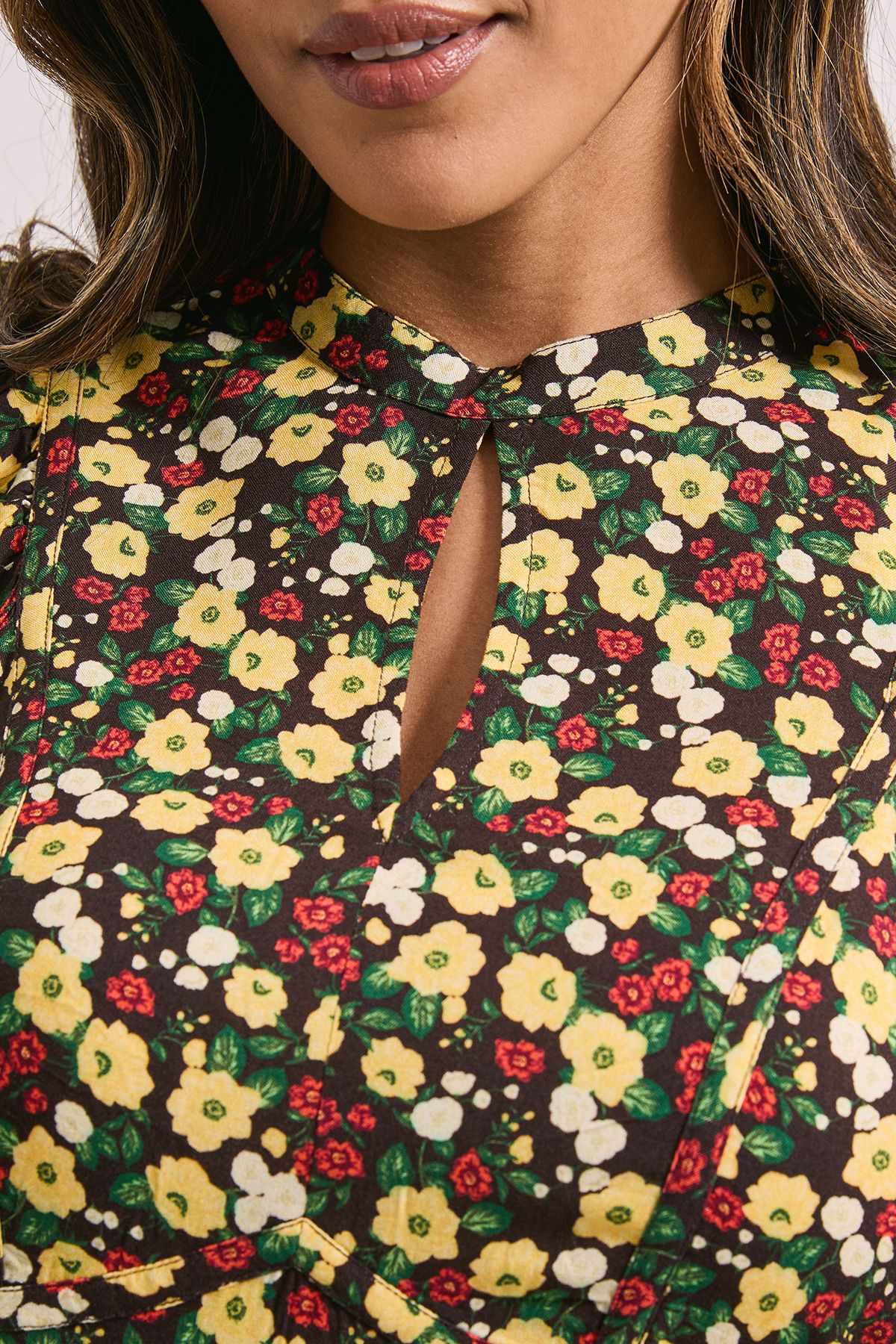 Dorothy Perkins Keyhole Detail Waisted Blouson Sleeve Printed Midi Dress Multi image 5