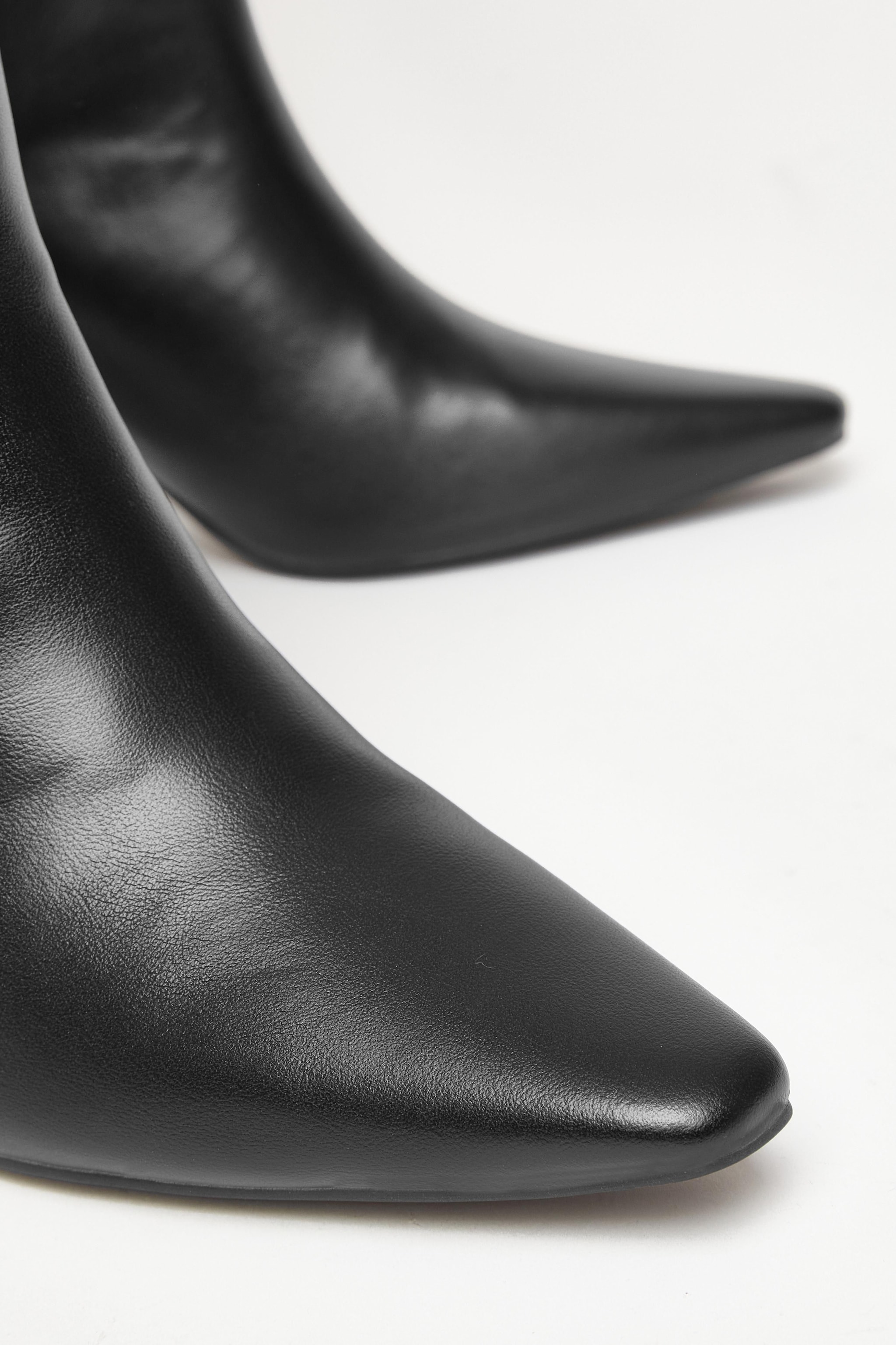 Quiz Black Knee High Boots image 4