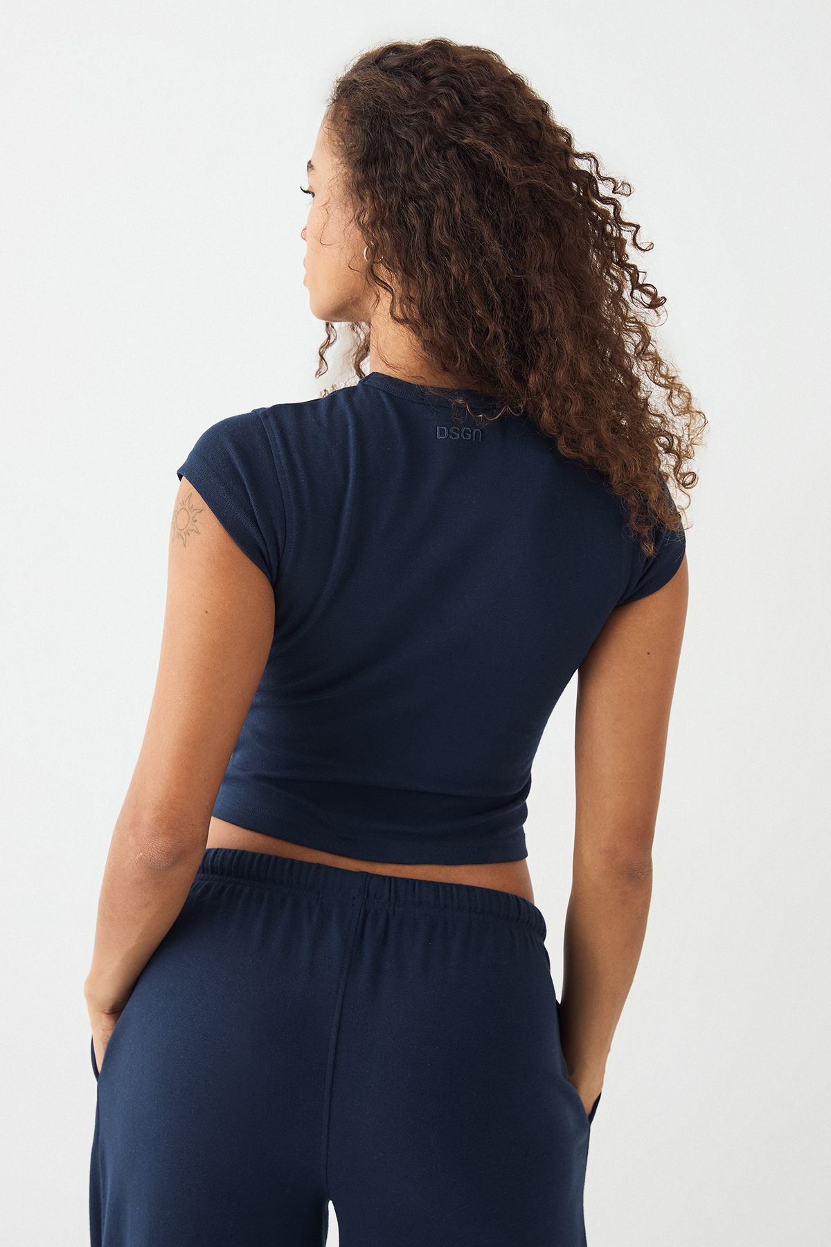 DSGN Studio DSGN Studio Embroidered Short Sleeve Top Navy image 2