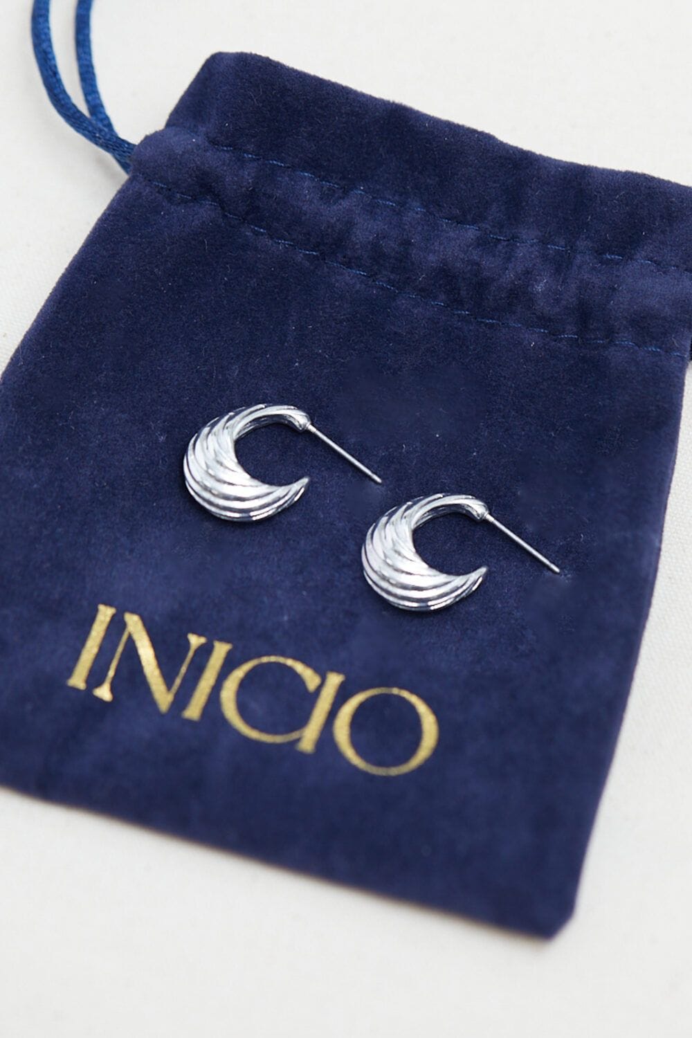 Inicio Silver Plated Textured Hoop Earrings - Gift Pouch image 2