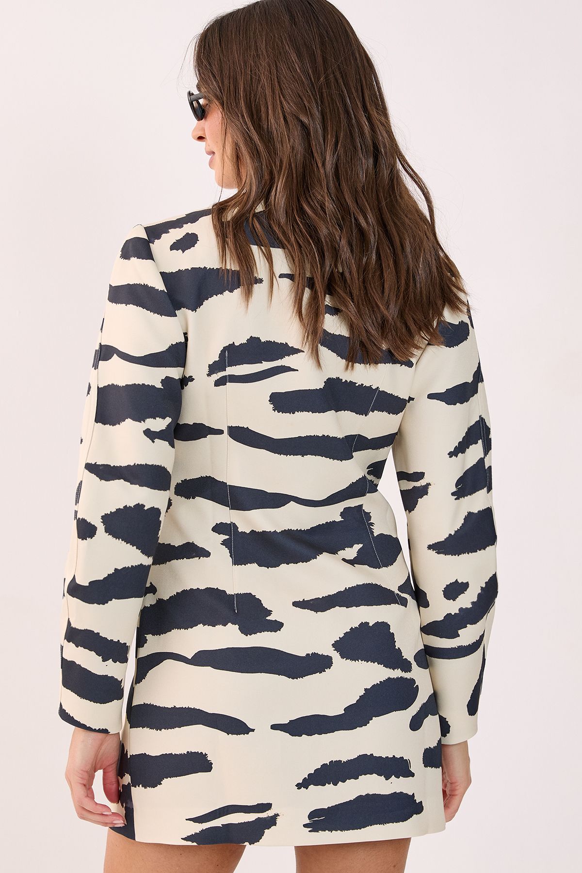 NastyGal Tiger Plunge Cocoon Sleeve Tailored Mini Dress Butter image 3