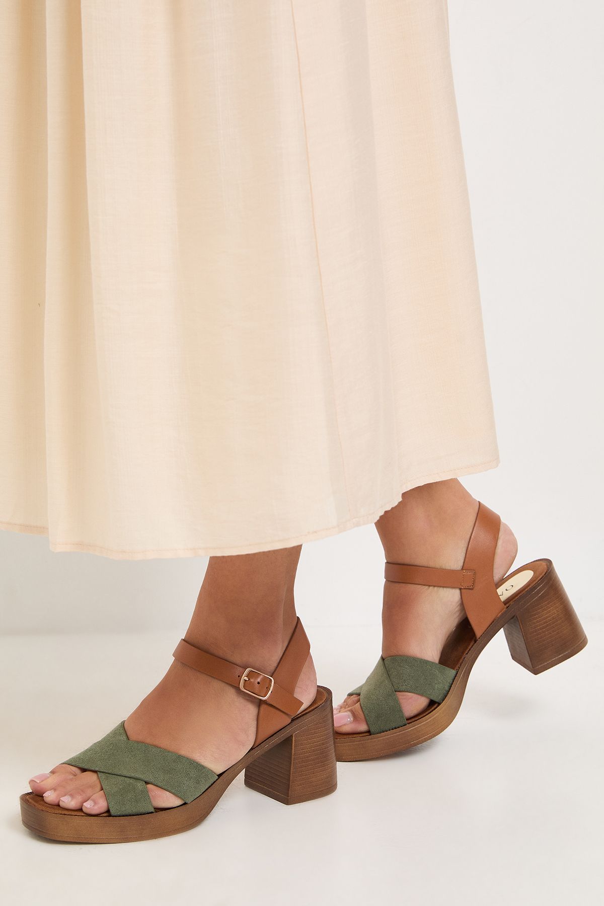 Oasis Bethany Faux Suede Cross Over Stacked Heeled Sandals Green