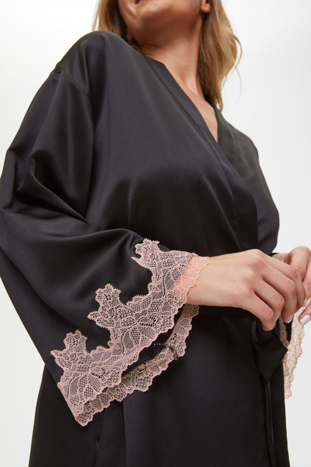 Ann Summers Sorella Maxi Robe image 3
