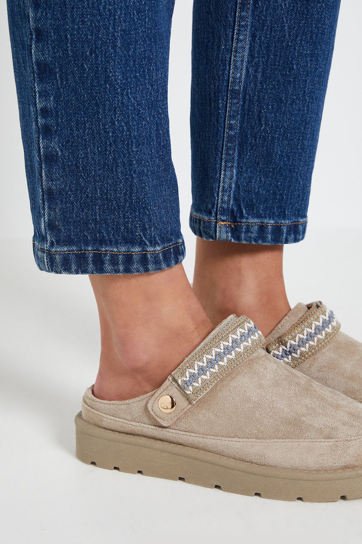 Dorothy Perkins Zinnias Faux  Slingback Closed Toe Cosy Mules Mushroom image 4