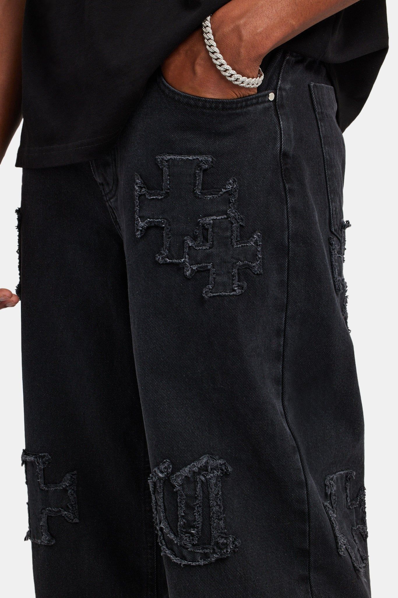 Cernucci Baggy Raw Edge Applique Jeans - Washed Black image 3