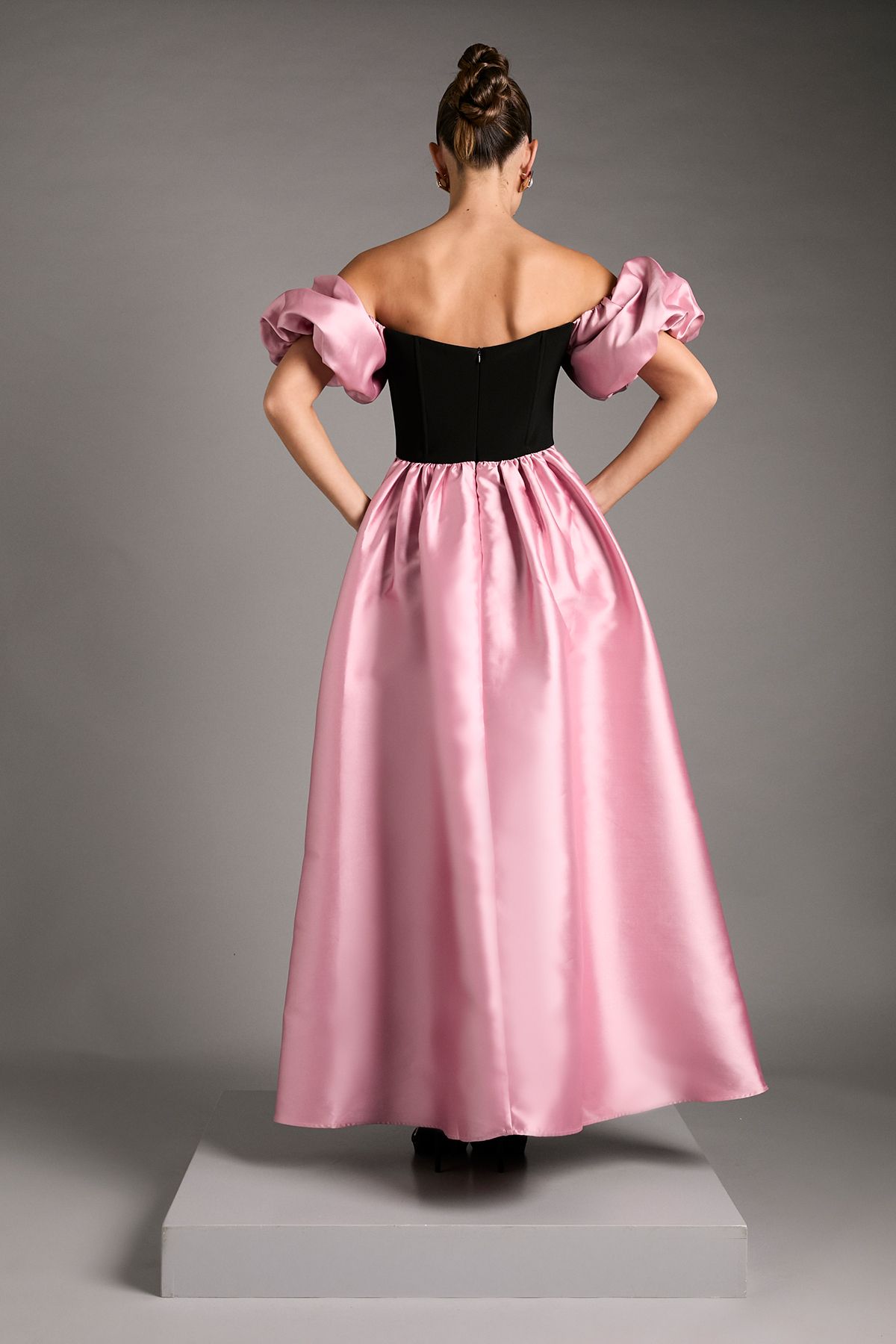 Coast Bardot Puff Sleeve Strapless Maxi Dress with Full Skirt Back Detail Mono image 3