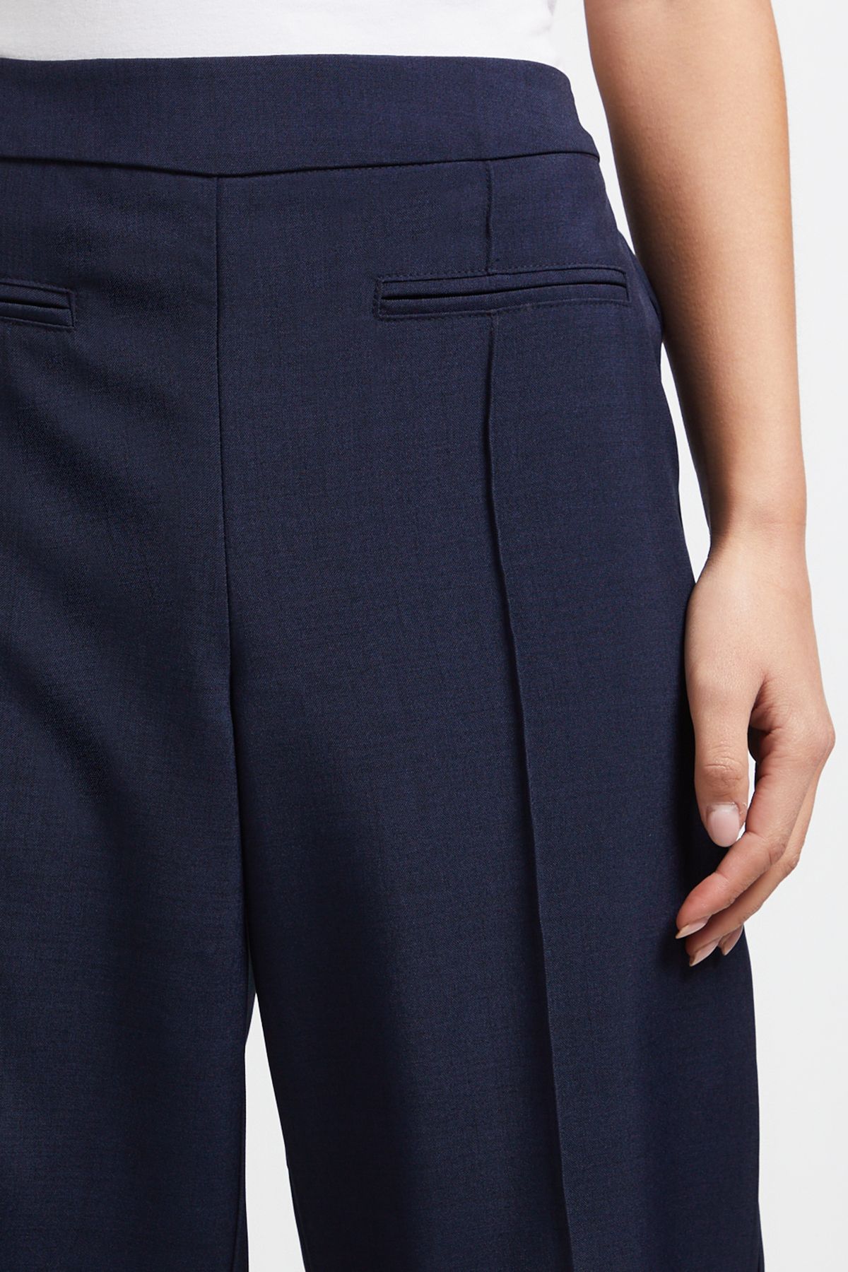 Dorothy Perkins Petite Elastic Waist Straight Leg Trouser Navy image 4