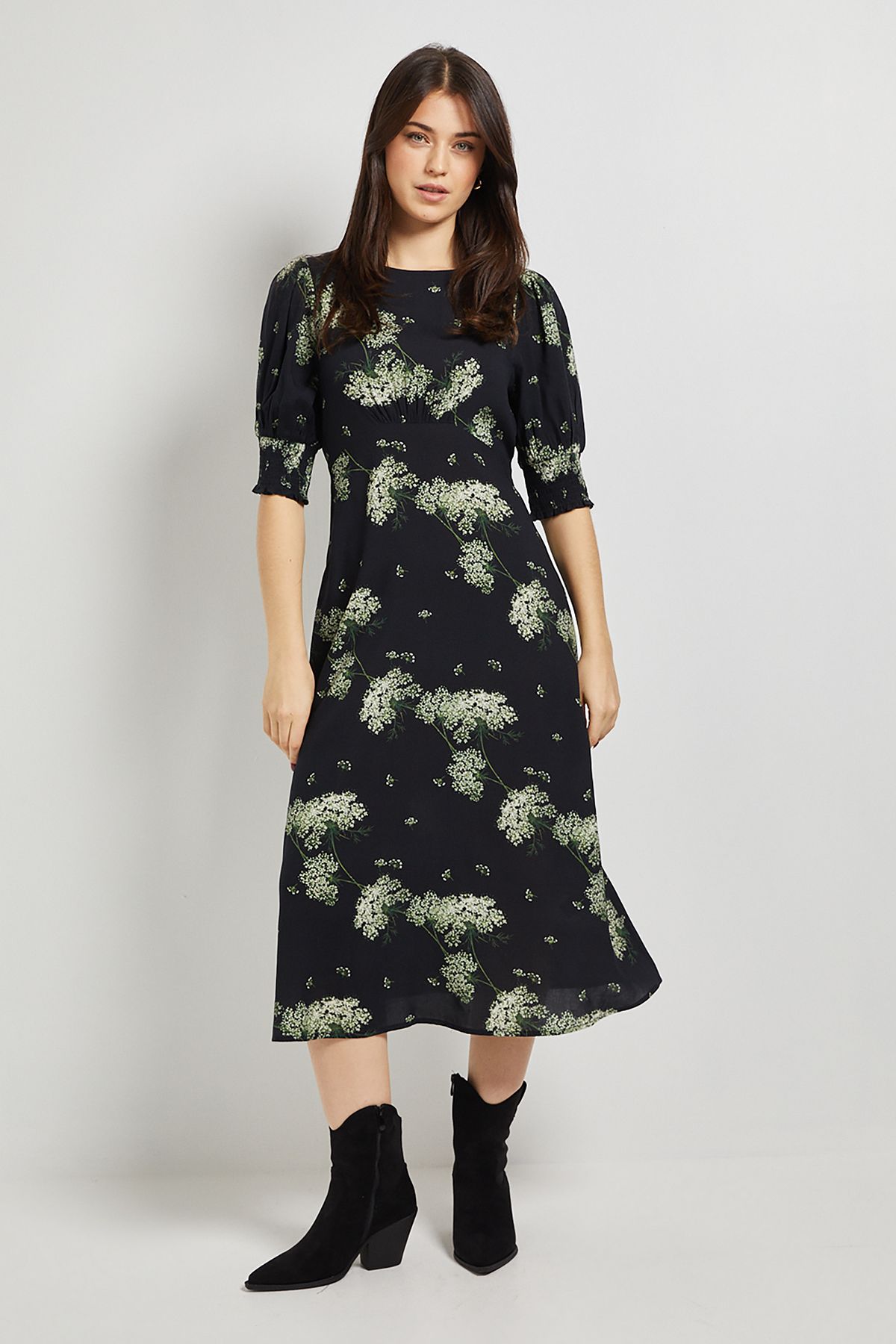 Dorothy Perkins Petite Shirred Cuff Midi Dress Floral image 4