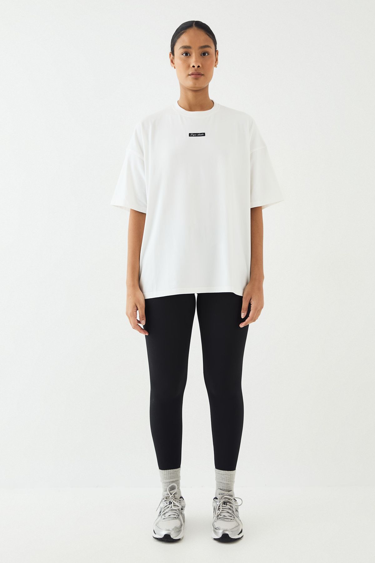 DSGN Studio DSGN Studio Script Short Sleeve T-Shirt White image 5