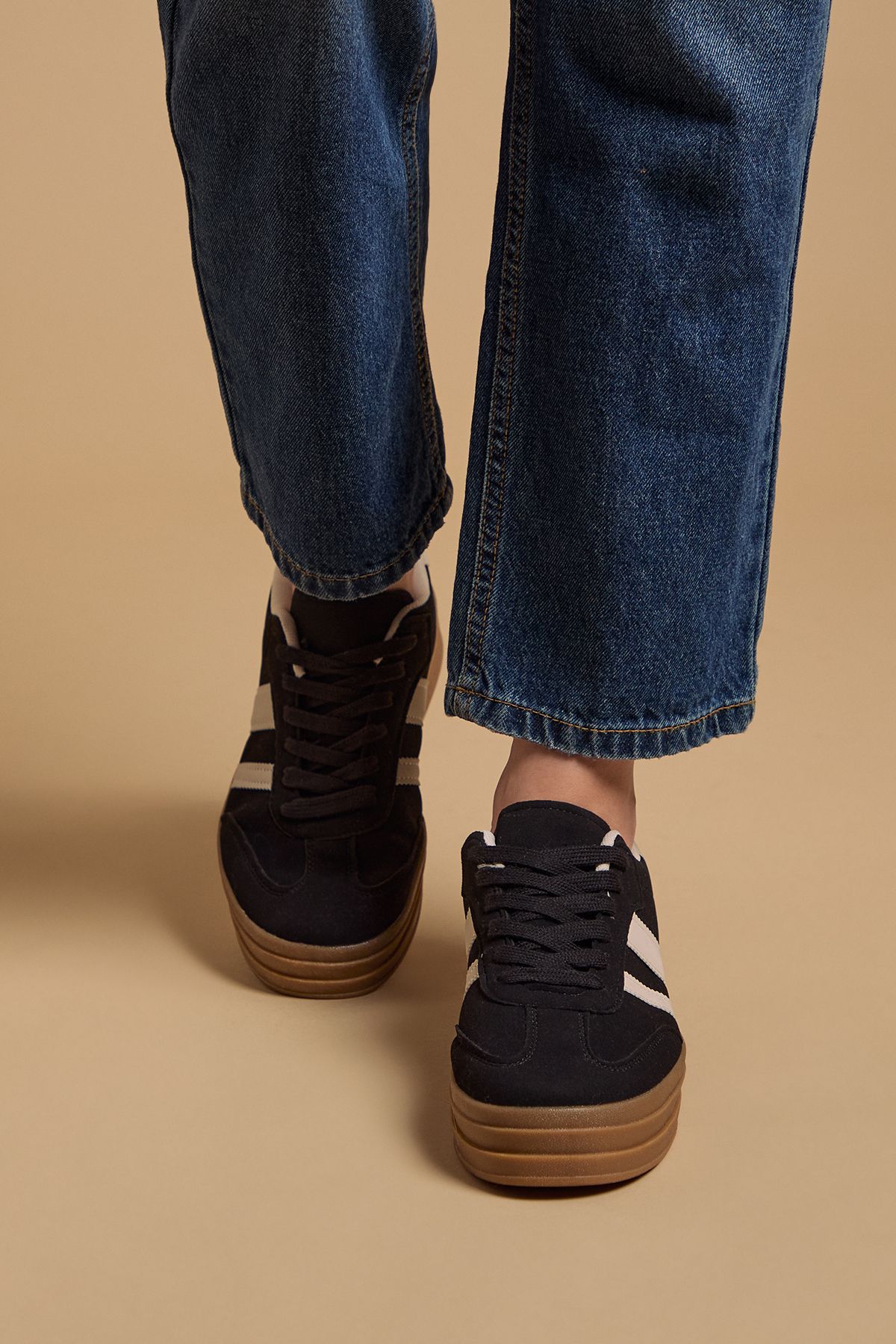 Oasis Isla Faux Suede Lace Up Platform Trainers Natural Black image 2