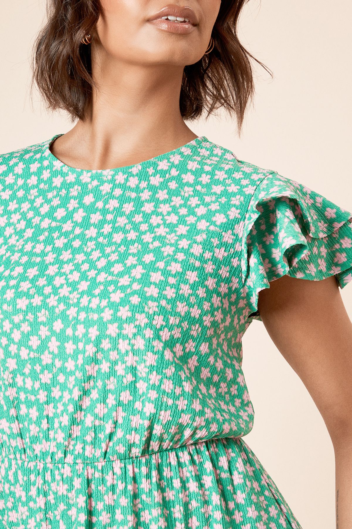 Dorothy Perkins Green Ditsy Double Angel Sleeve Jersey Mini Dress Green image 5