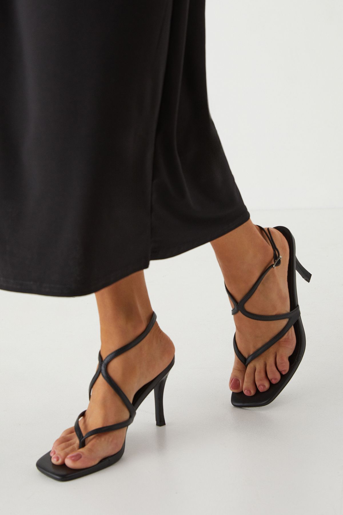 MissPap Strappy Toe Post High Stiletto Heel Sandals Black