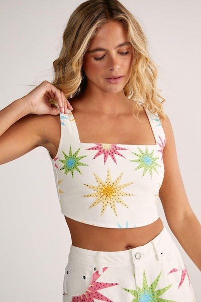 NastyGal Embellished Star Detail Straight Leg Denim Jeans Ecru