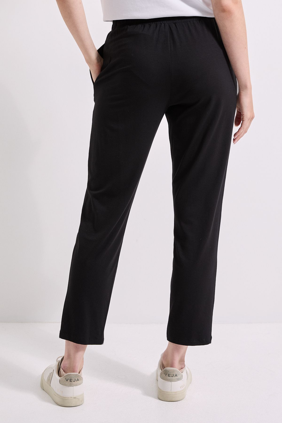 Dorothy Perkins Shirred Waist Jersey Jogger Black image 3