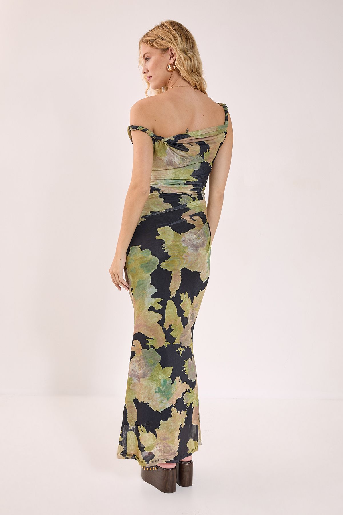 NastyGal Floral Mesh One Shoulder Maxi Dress Black image 4