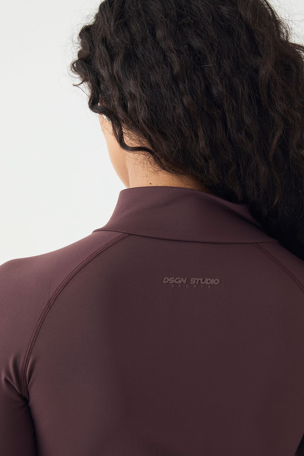 DSGN Studio DSGN Studio Sports Ultra Sculpt Zip Through Jacket Chocolate image 4