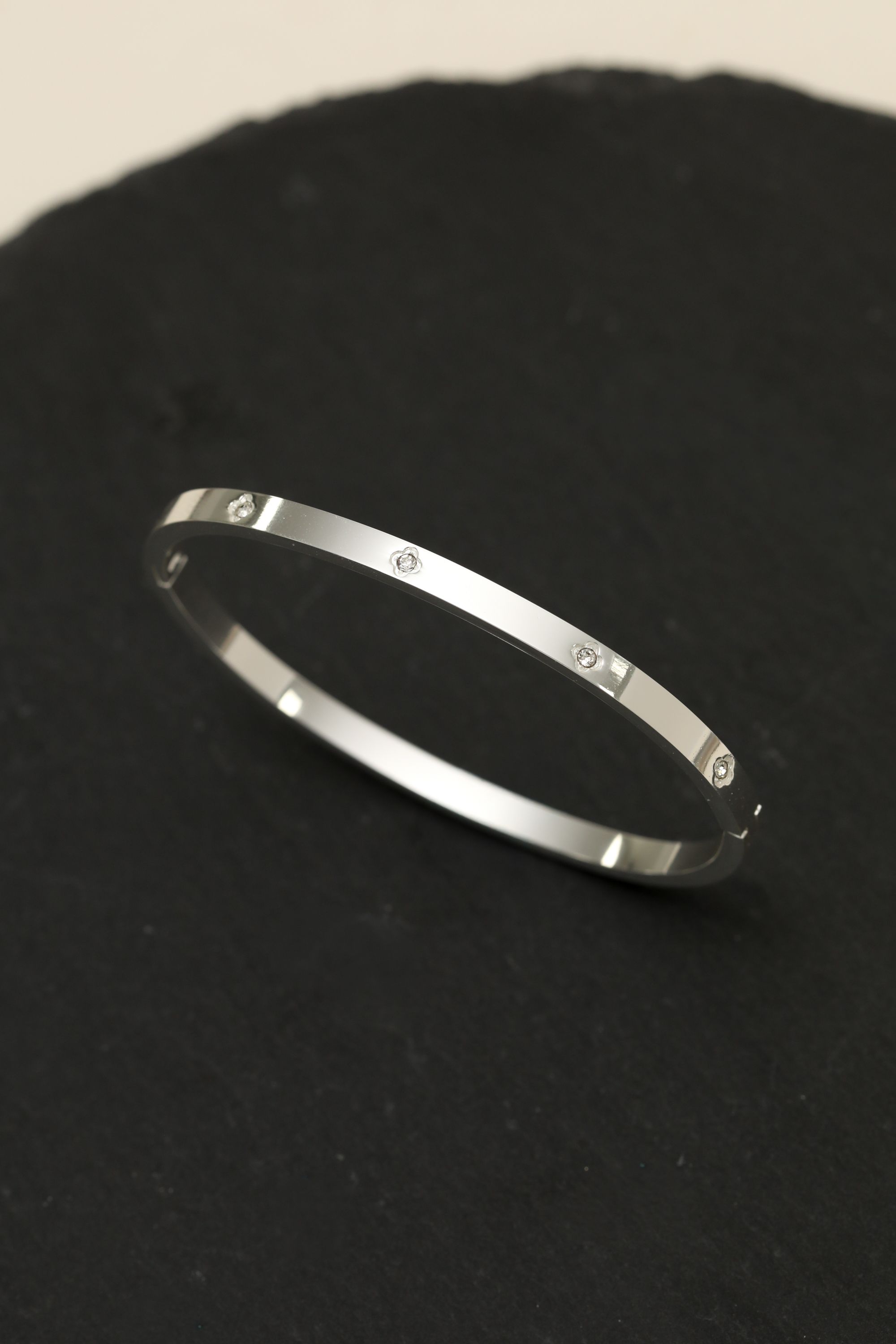 Jon Richard Sterling Silver Plated Waterproof Clover Bangle image 2