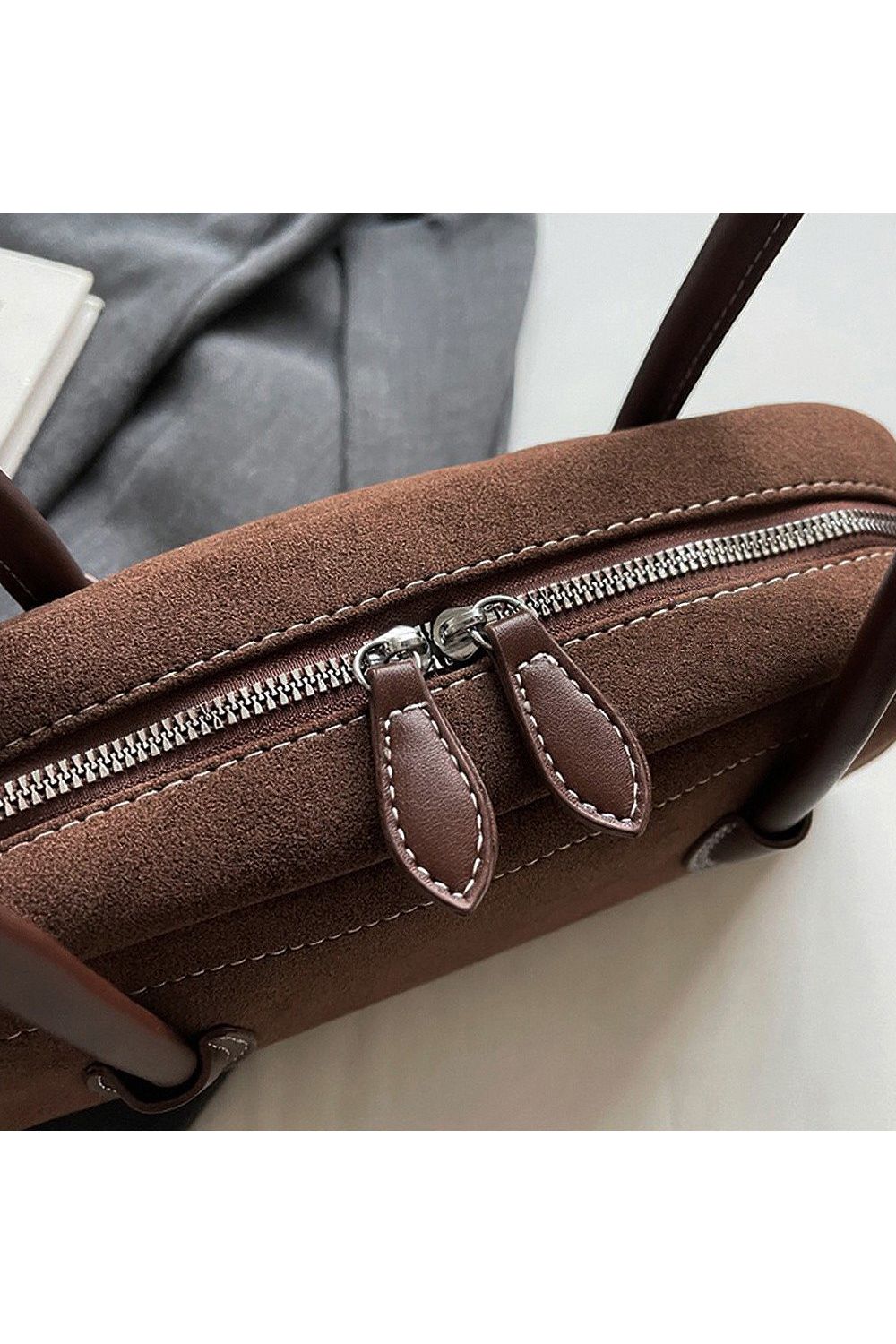 XY London 'Ashden' Women's Handbag with Shoulder Strap and Faux Suede Finish image 7