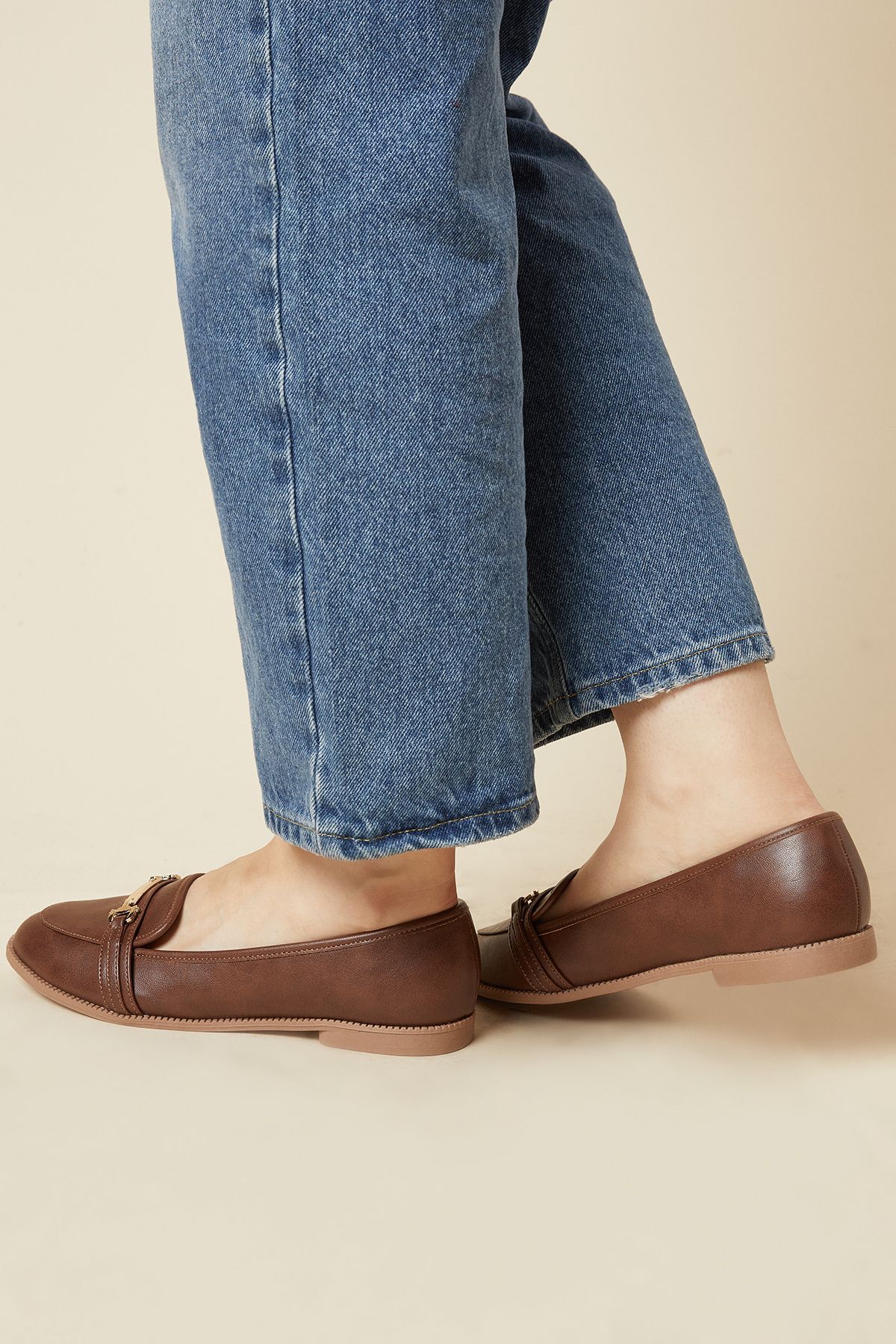 Dorothy Perkins Wide Fit Lora Snaffle Loafers Tan image 4