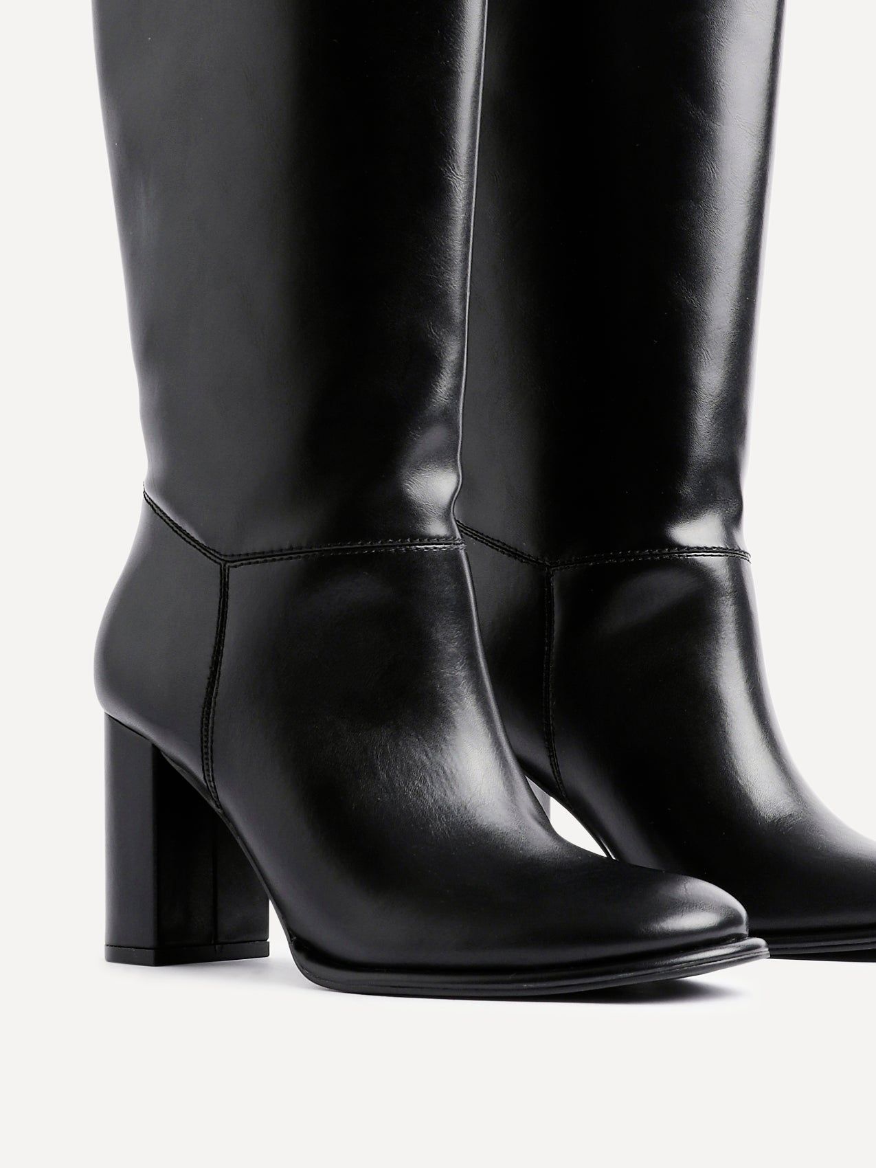 Linzi Cole Black Faux Leather Pull-On High Leg Block Heeled Boots image 5