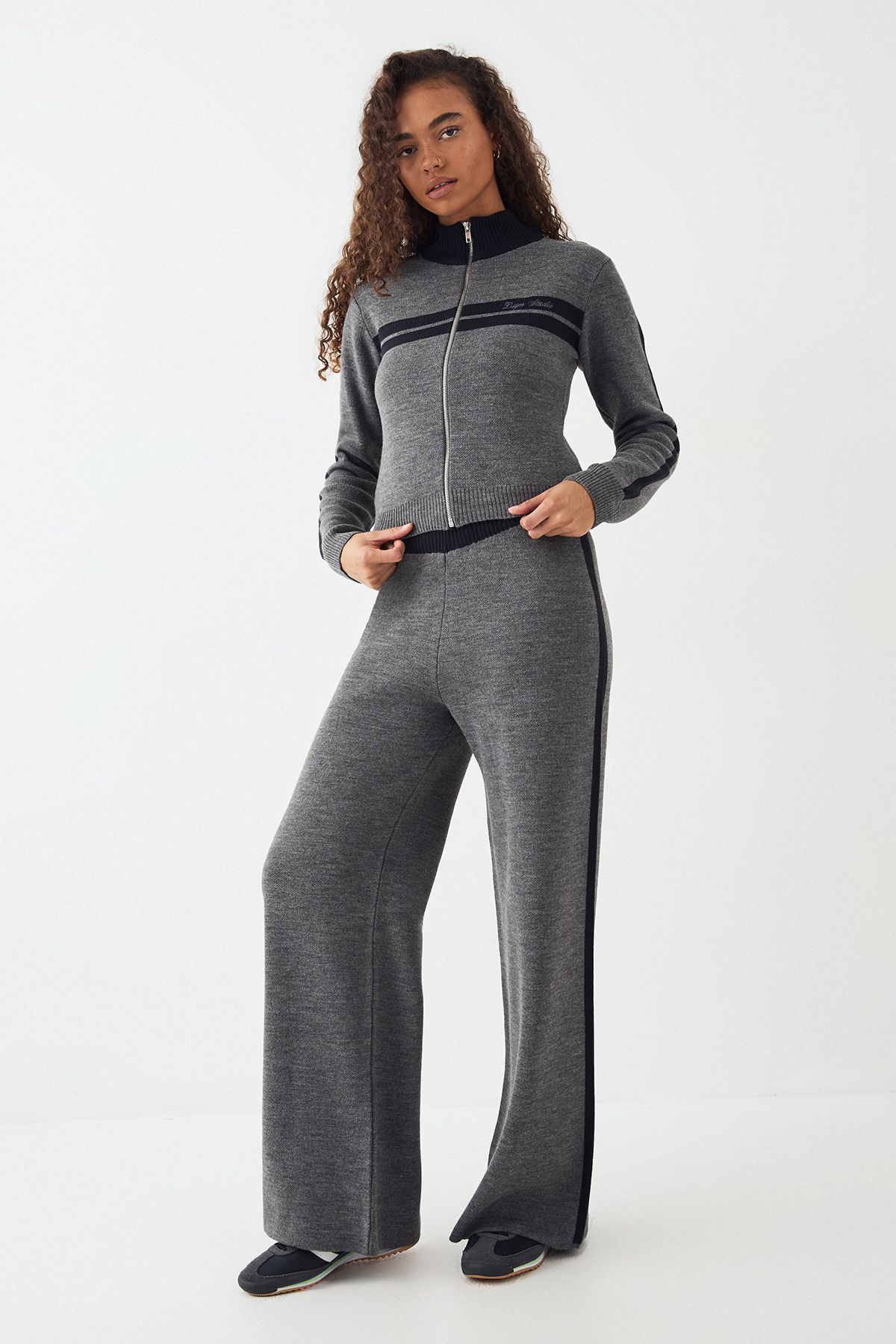 DSGN Studio DSGN Studio Fitted Zip Through Sweatshirt Charcoal image 3