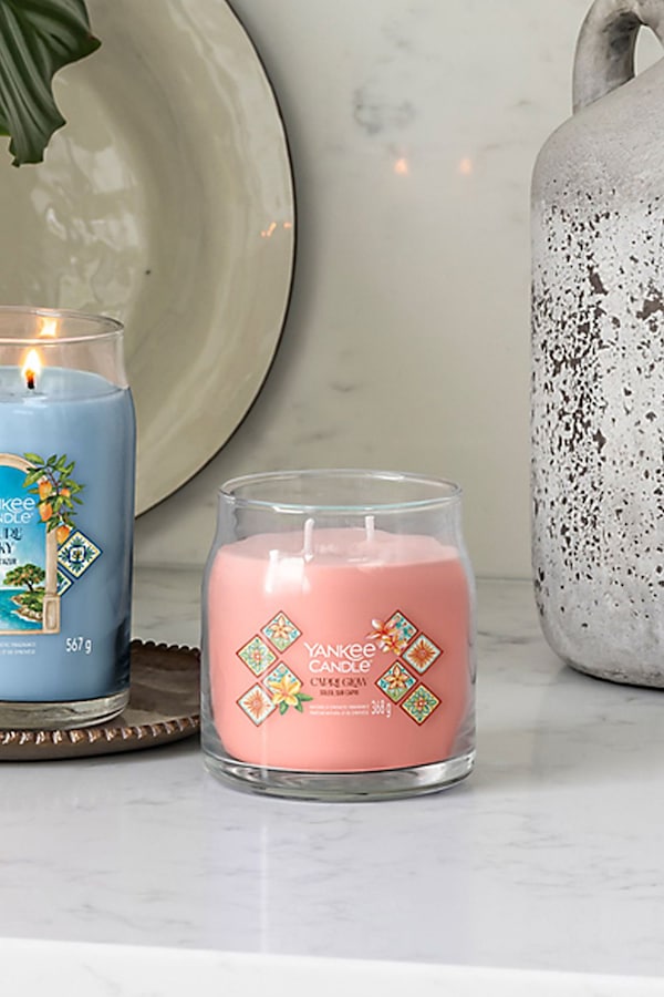 Yankee Candle Signature Medium Jar Capri Glow Multi