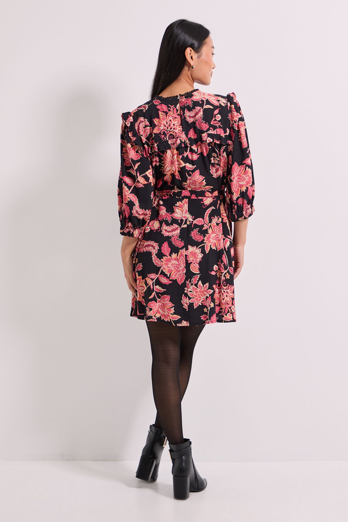 Dorothy Perkins Petite Tie Waist Yoke Frill Detail Printed Belted Mini Dress Black image 4