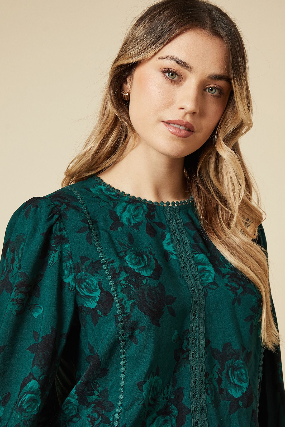 Dorothy Perkins Green Floral Lace Trim Body Long Sleeve Blouse Green image 2