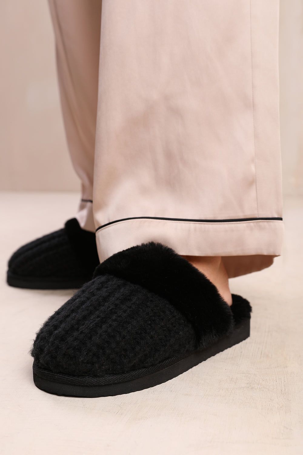 Where's That From 'Lounge' Slip On Knitted Slippers With Fur Trim image 1