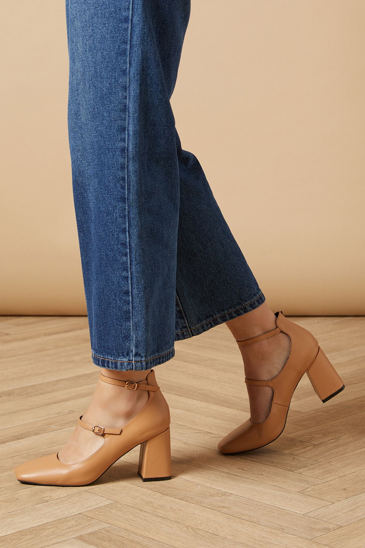 Oasis Lysiana Faux Leather Mary Jane High Block Heeled Shoes Beige